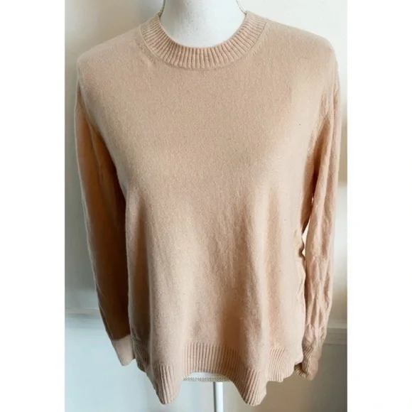 Vince • Baby Pink Side Tie Sweater - Picture 6 of 11